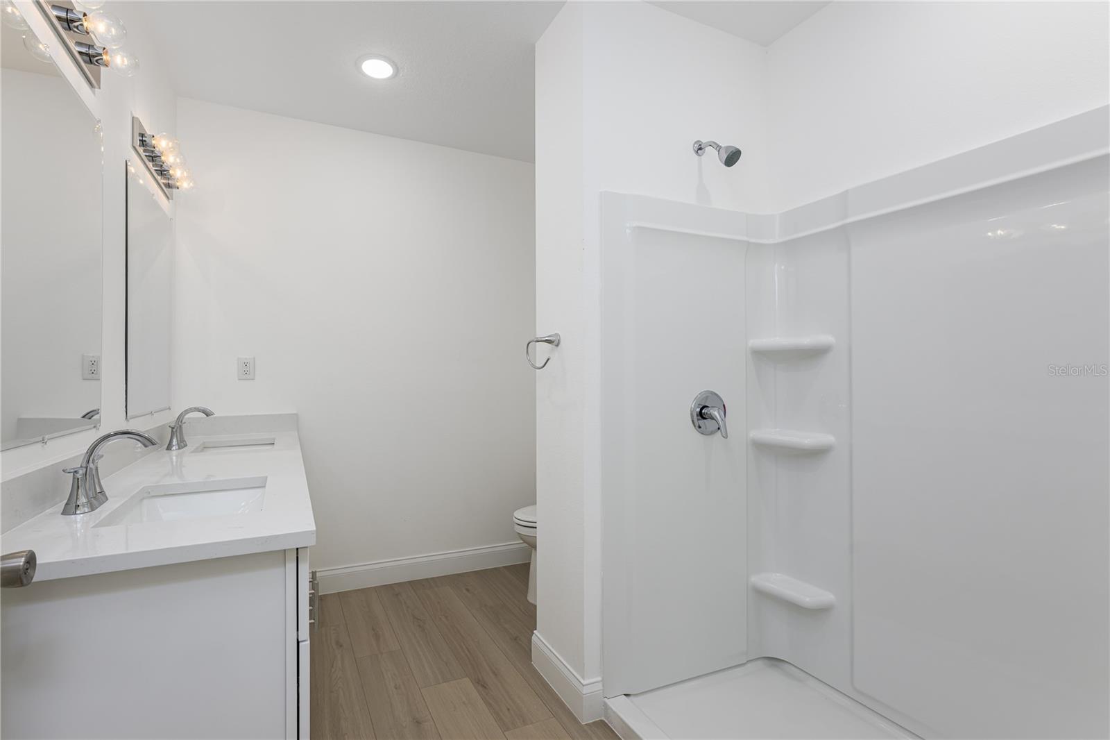 Image 16 of 29 For 504 Howry Avenue