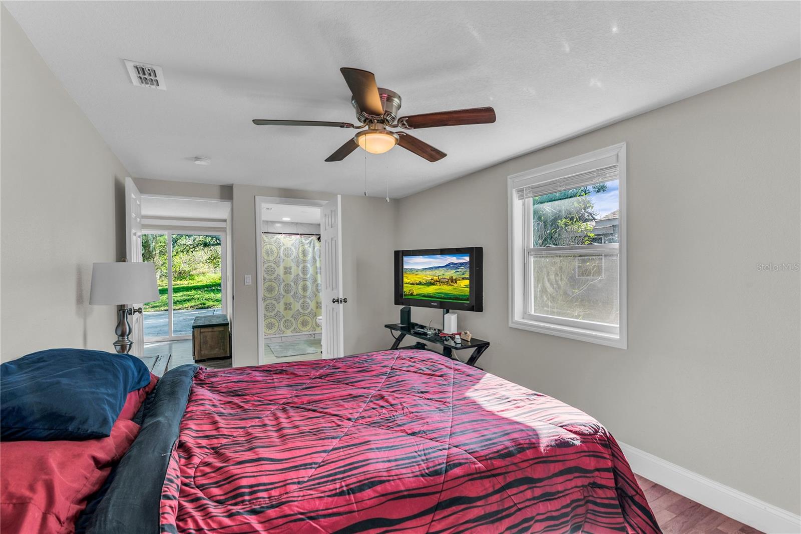 Image 17 of 44 For 1155 Wells Avenue