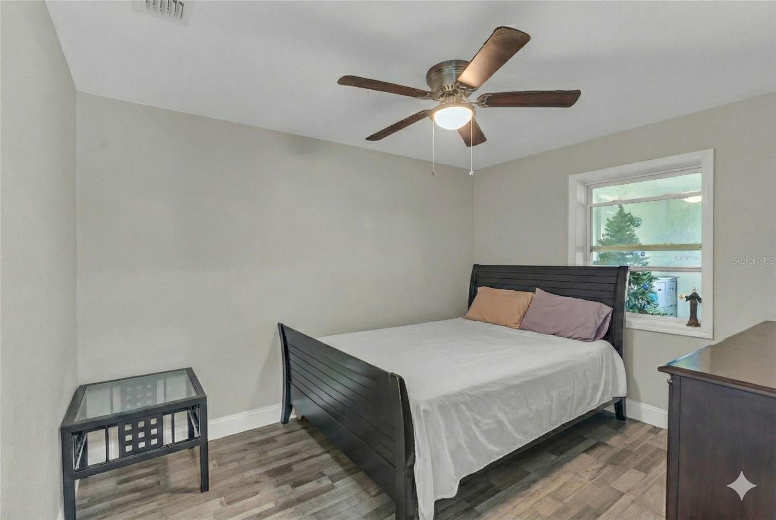 Image 19 of 44 For 1155 Wells Avenue