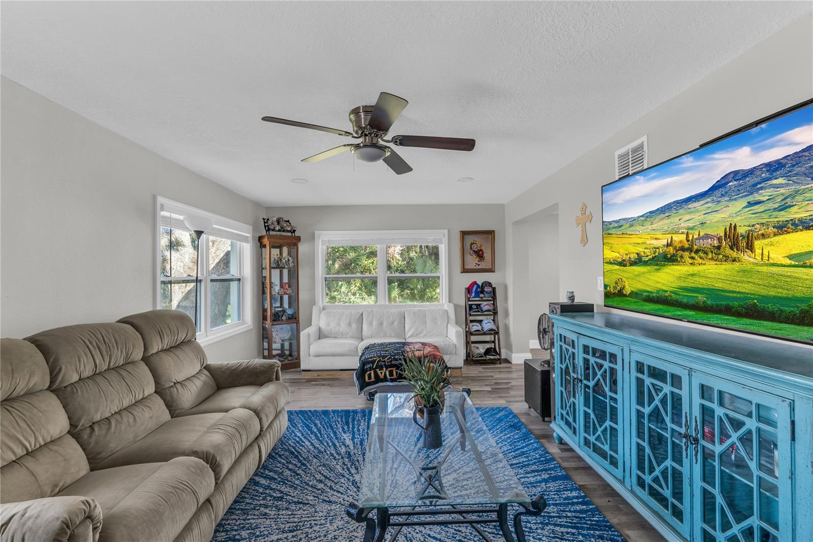 Image 7 of 44 For 1155 Wells Avenue