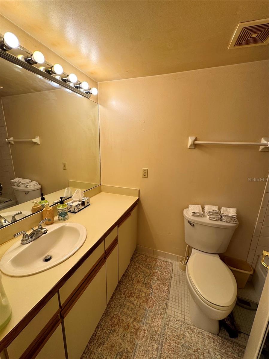 Image 30 of 38 For 213 Tomoka Trail 213