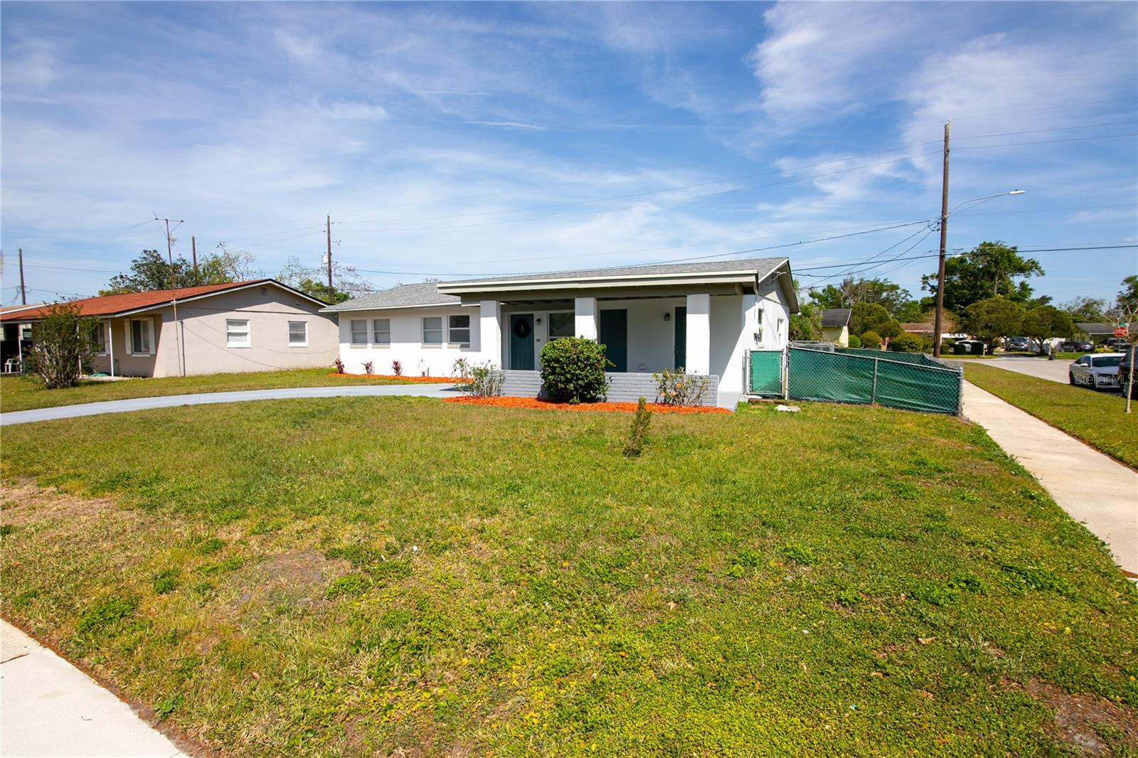 Image 3 of 20 For 1831 Aaron Avenue