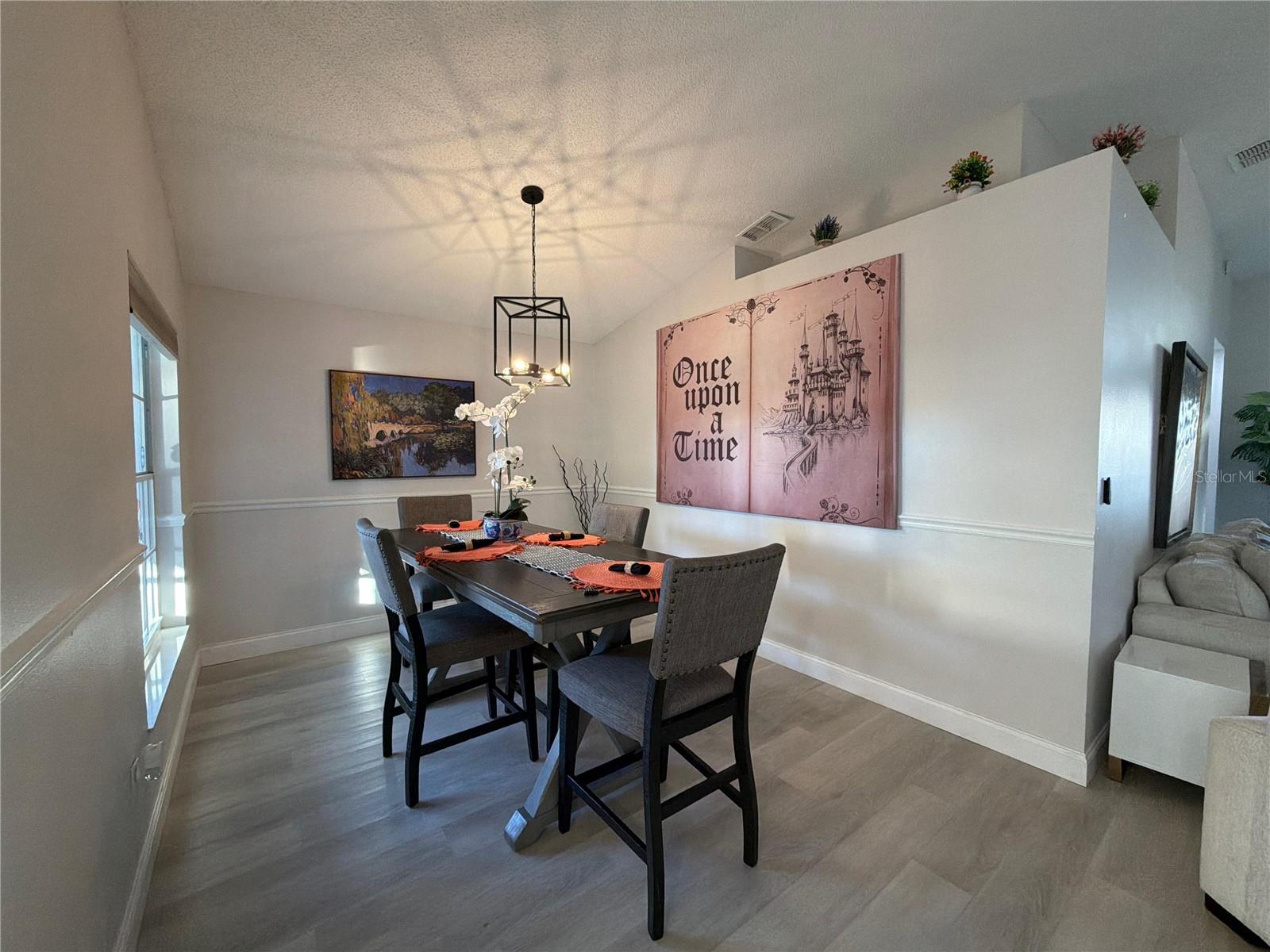 Image 10 of 22 For 1503 Chapman Oak Court