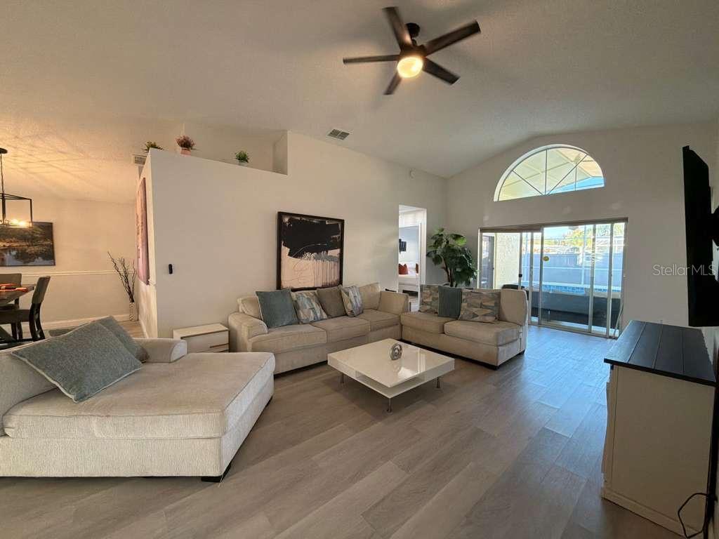 Image 8 of 22 For 1503 Chapman Oak Court