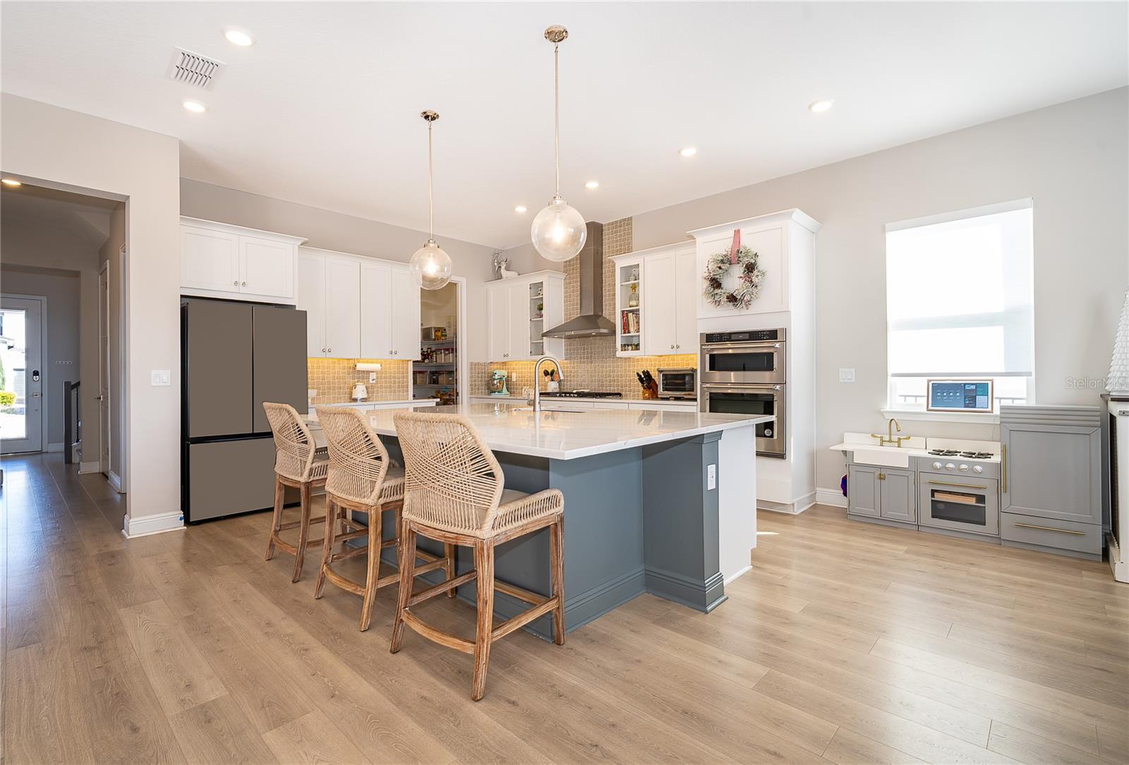 Image 16 of 55 For 16033 Volterra Point