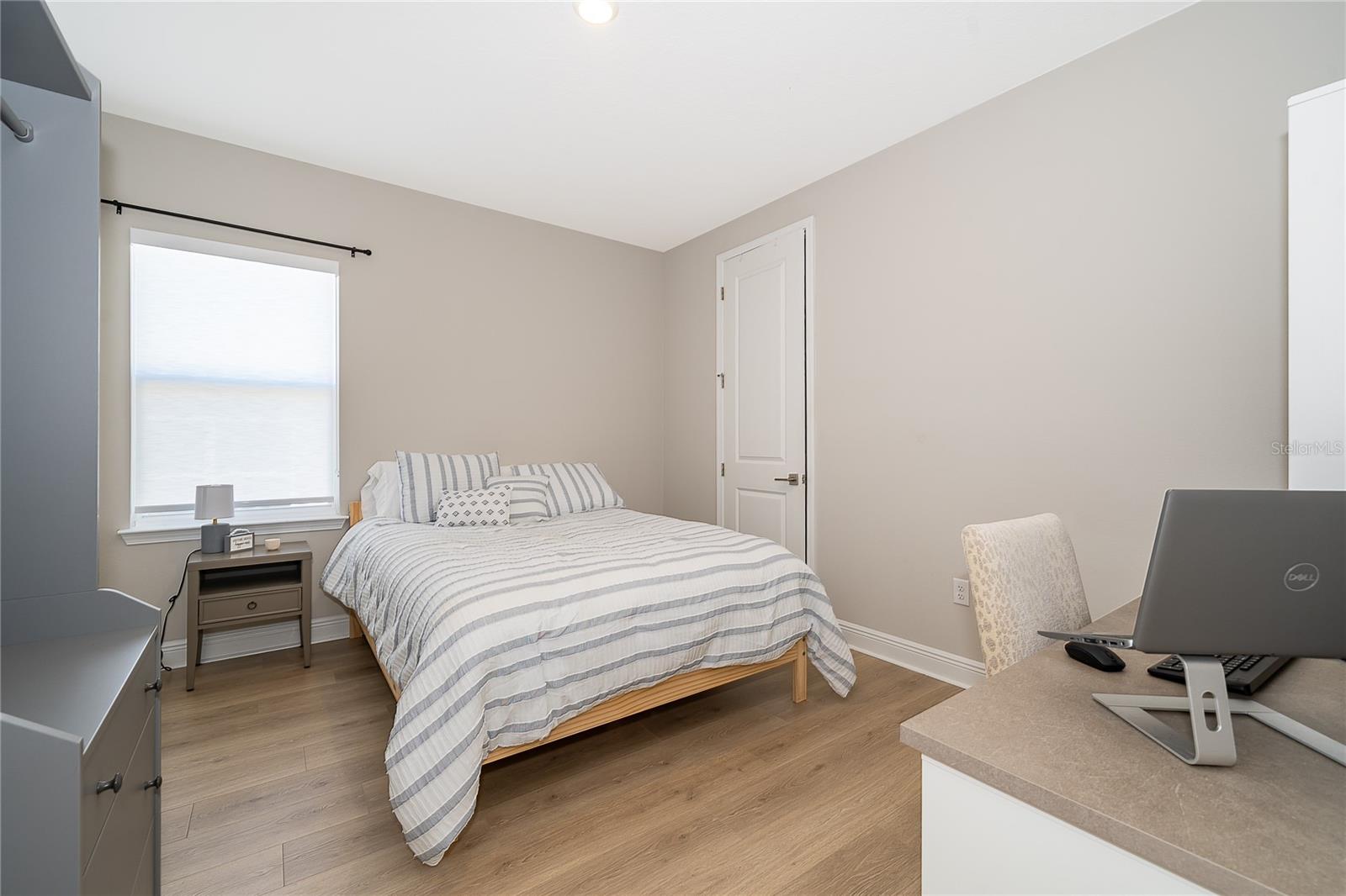 Image 35 of 55 For 16033 Volterra Point