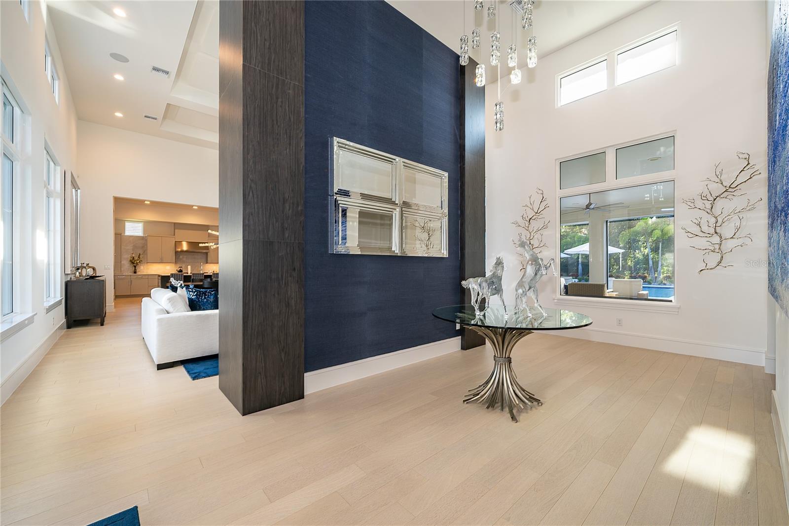 Image 12 of 73 For 15504 Pendio Drive