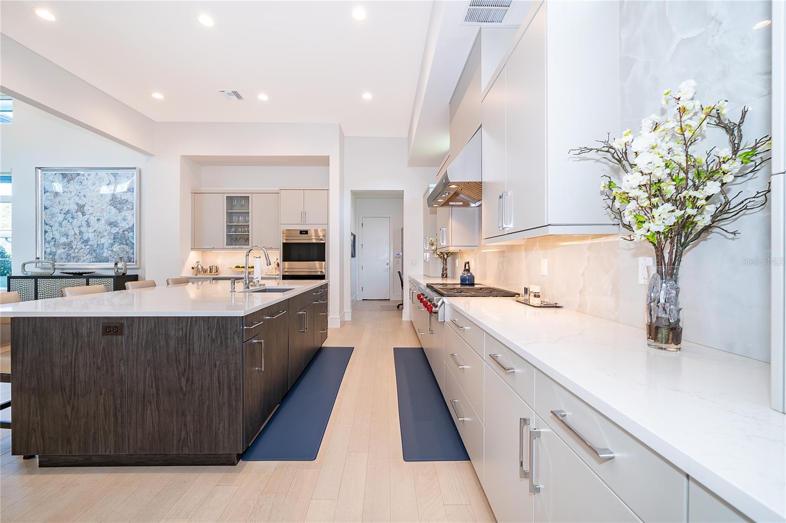 Image 22 of 73 For 15504 Pendio Drive