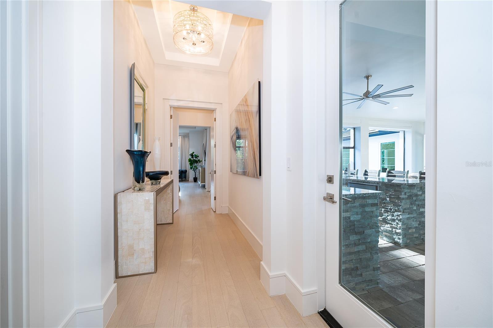 Image 28 of 73 For 15504 Pendio Drive