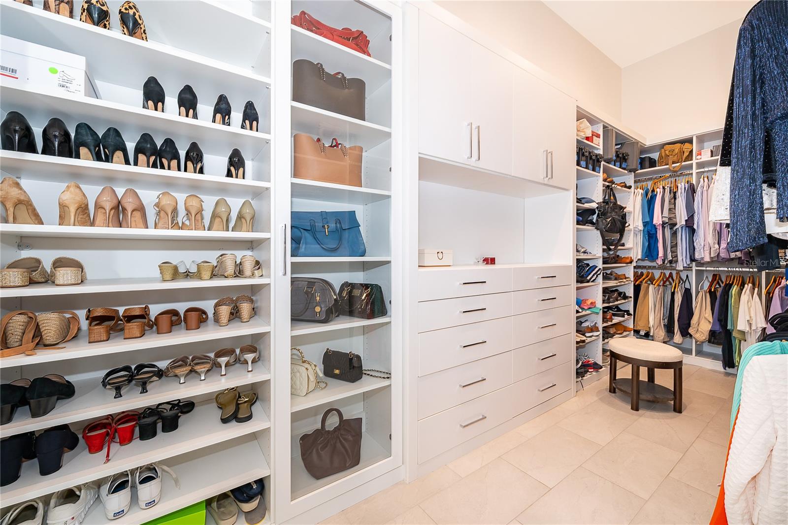 Image 32 of 73 For 15504 Pendio Drive