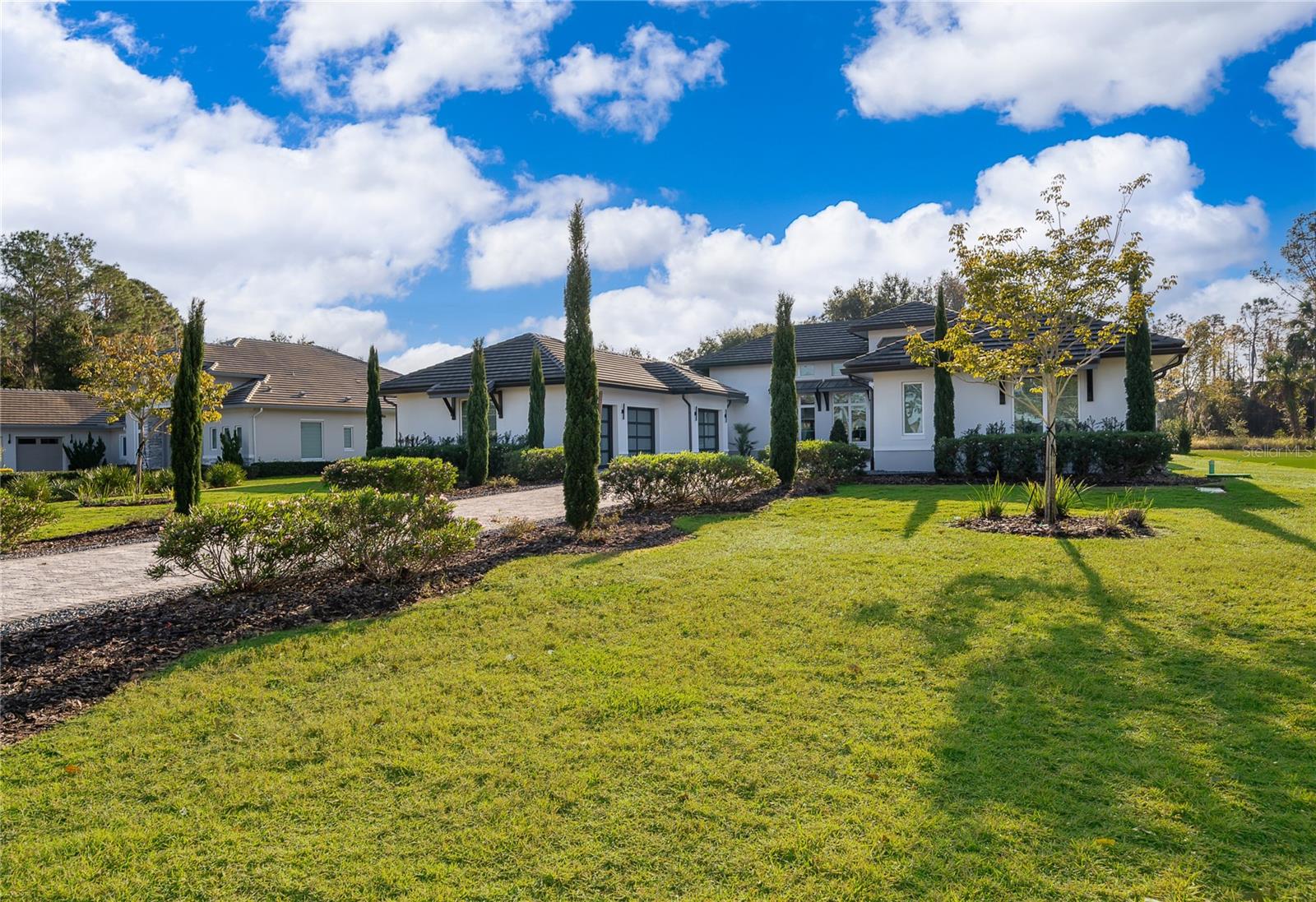 Image 5 of 73 For 15504 Pendio Drive