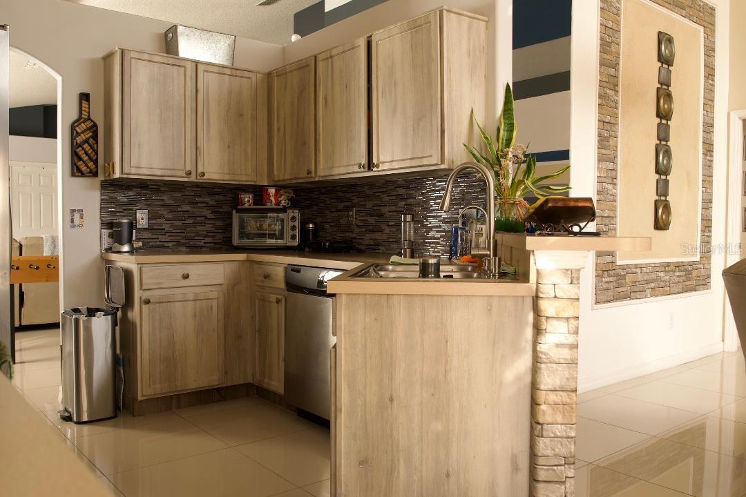 Image 8 of 23 For 13641 Tetherline Trail