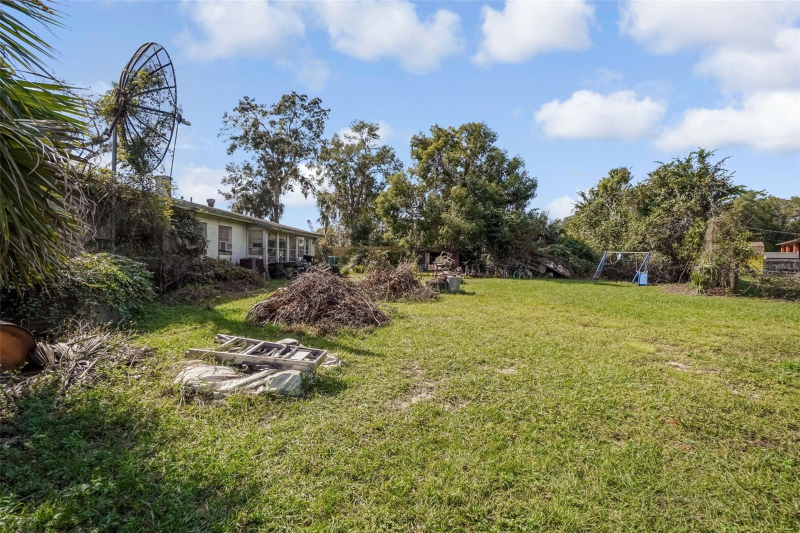 Image 9 of 28 For 260 Longwood Drive