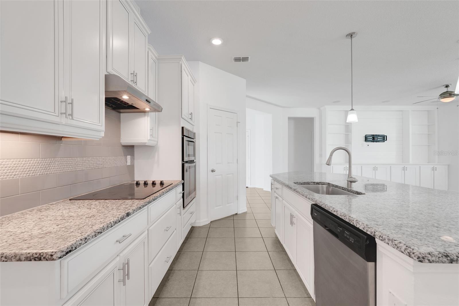 Image 18 of 51 For 13848 Peach Orchard Way