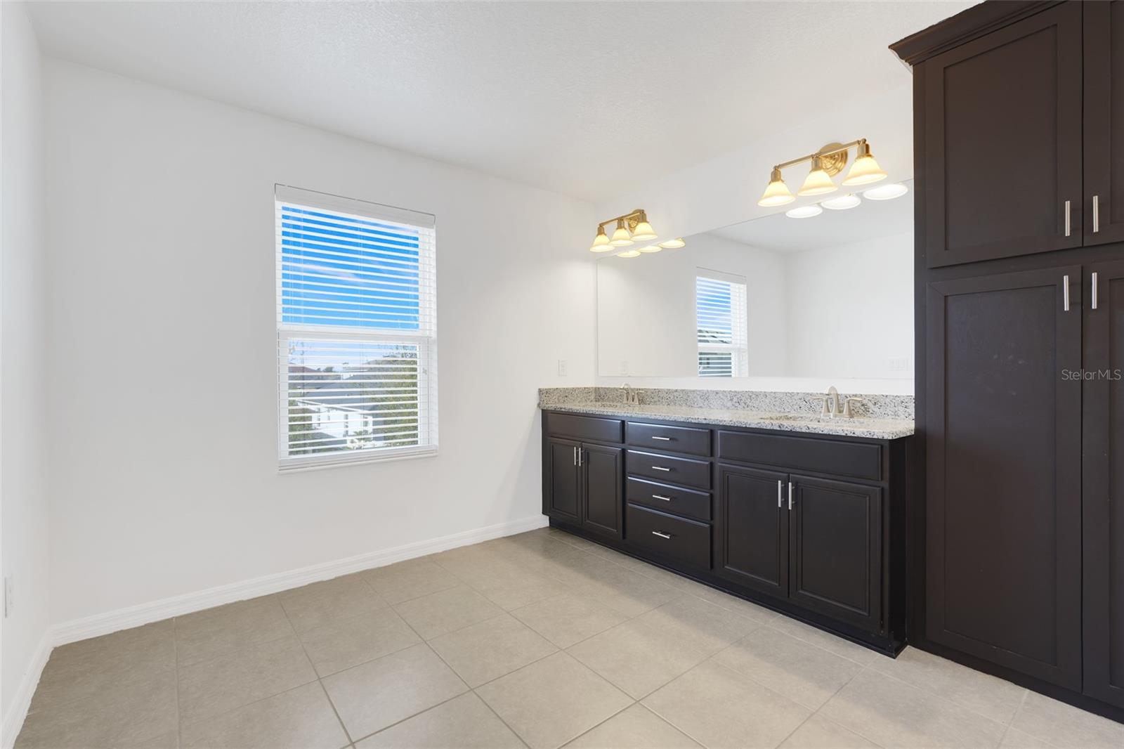 Image 29 of 51 For 13848 Peach Orchard Way