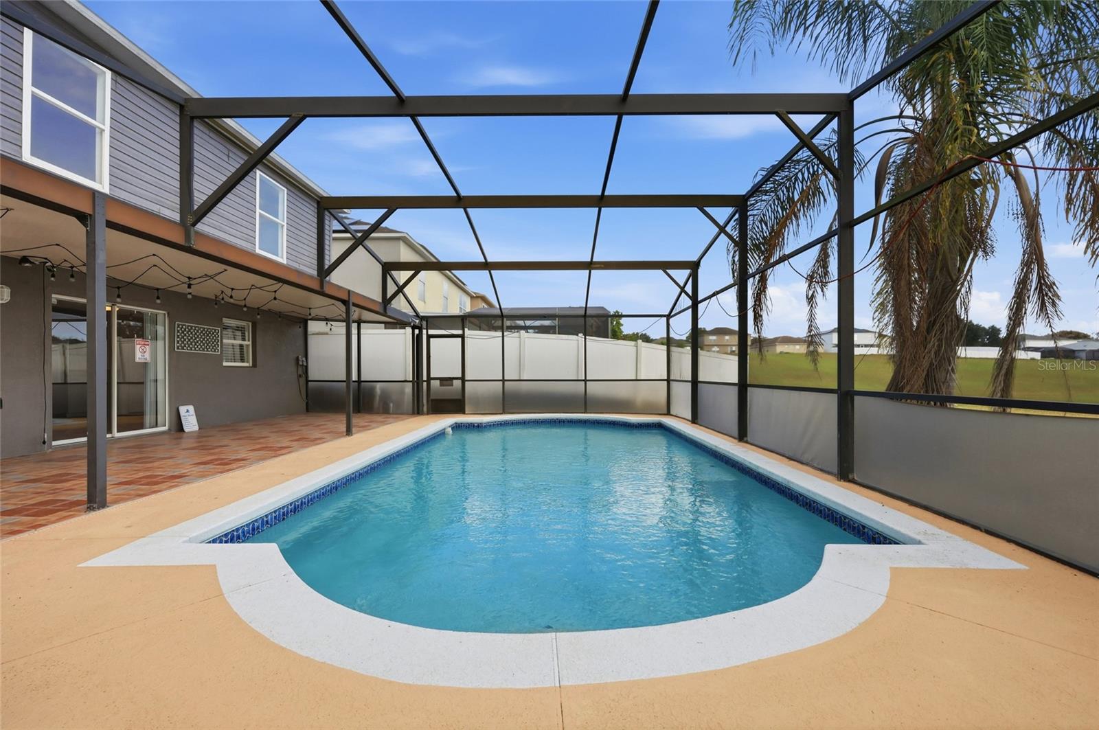 Image 11 of 40 For 629 Milford Street