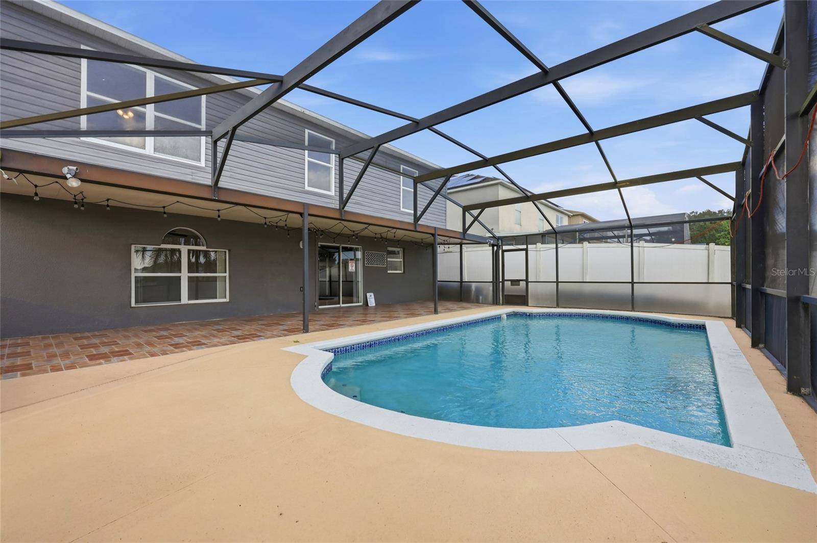 Image 12 of 40 For 629 Milford Street