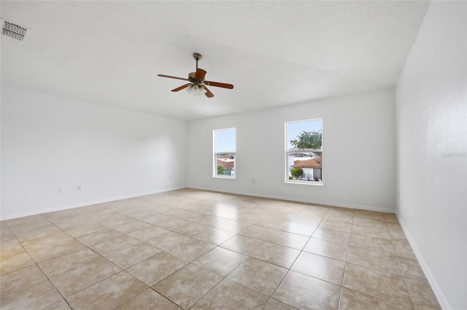 Image 22 of 40 For 629 Milford Street