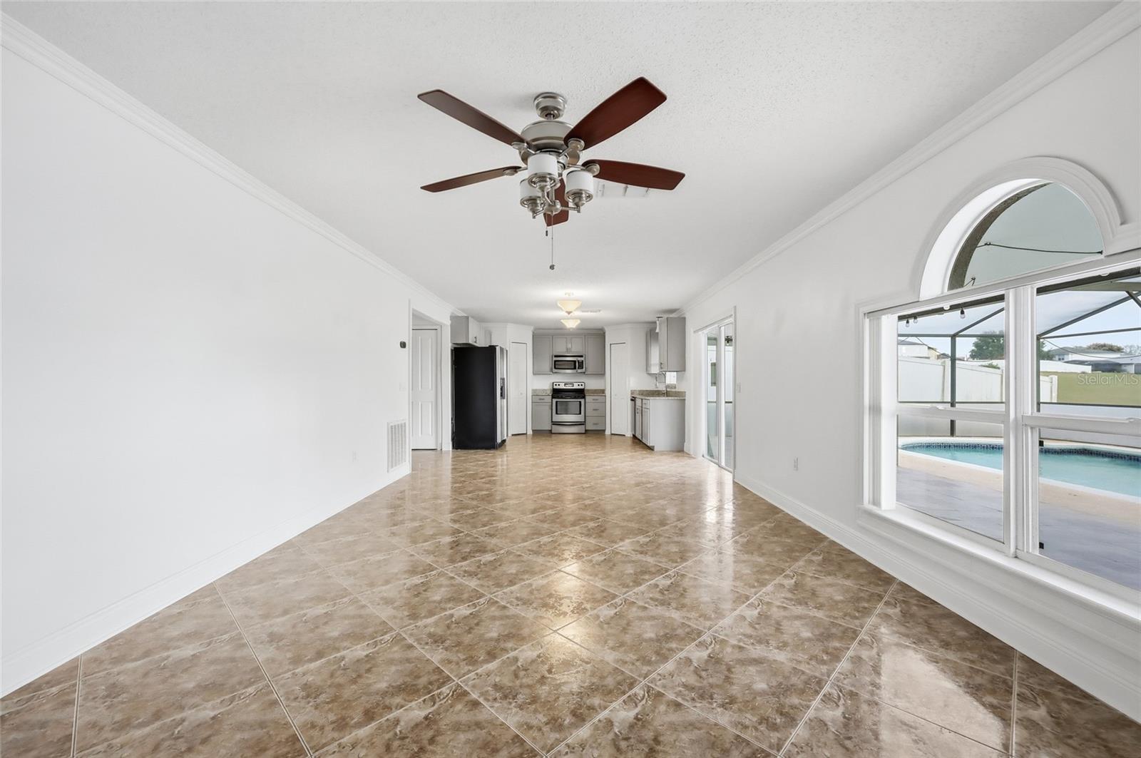 Image 7 of 40 For 629 Milford Street