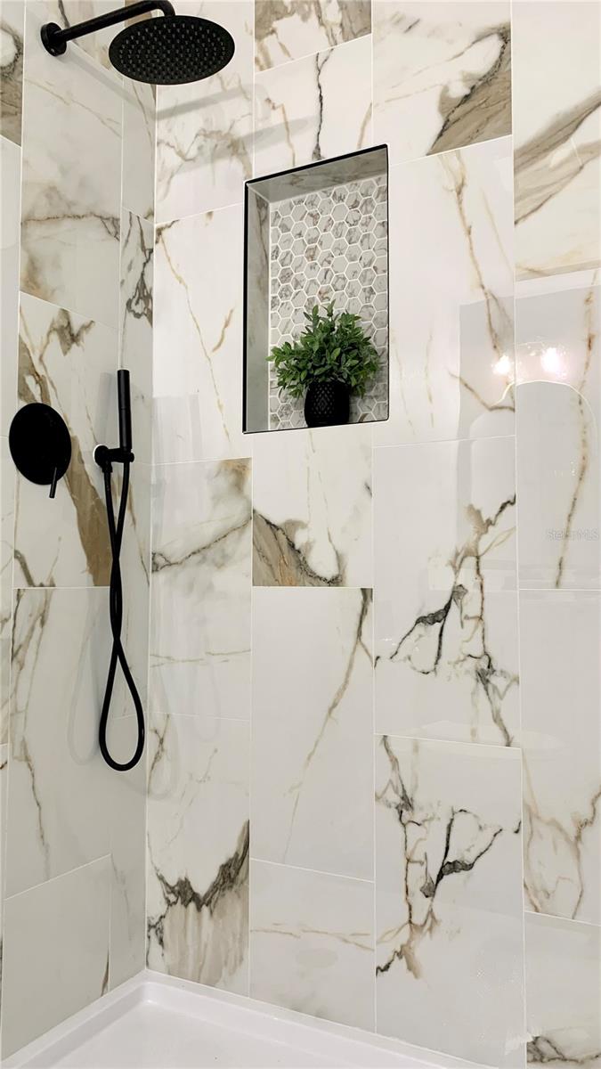 Image 20 of 31 For 115 Lake Pleasant Road