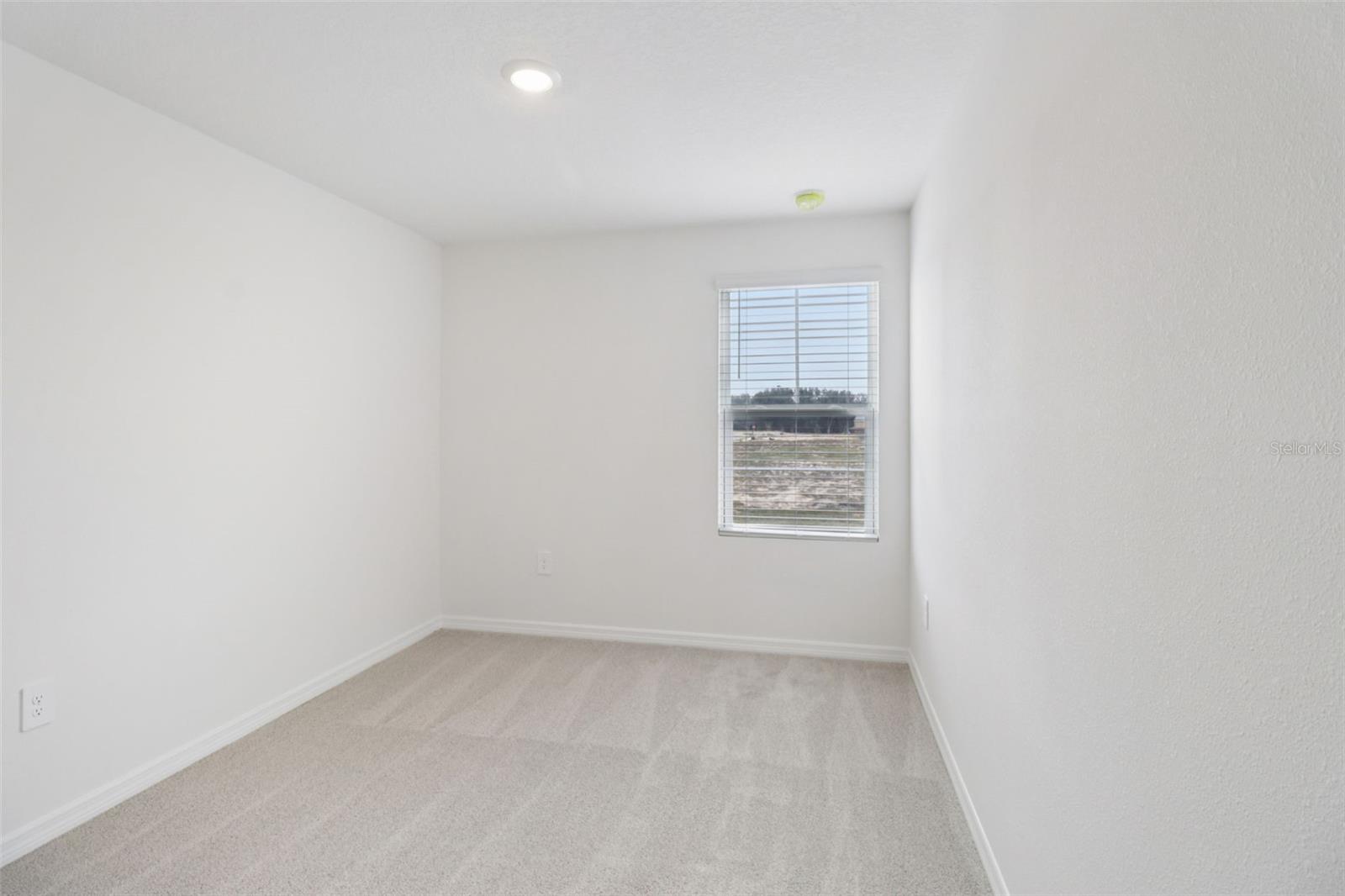 Image 16 of 28 For 690 Muhly Way