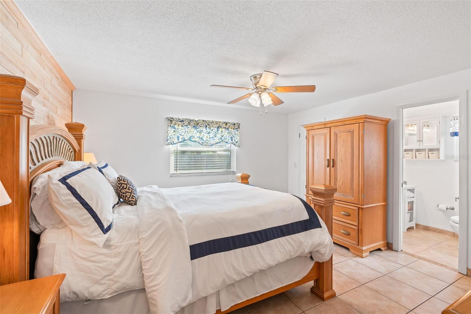 Image 10 of 50 For 79 Broadmoor Circle