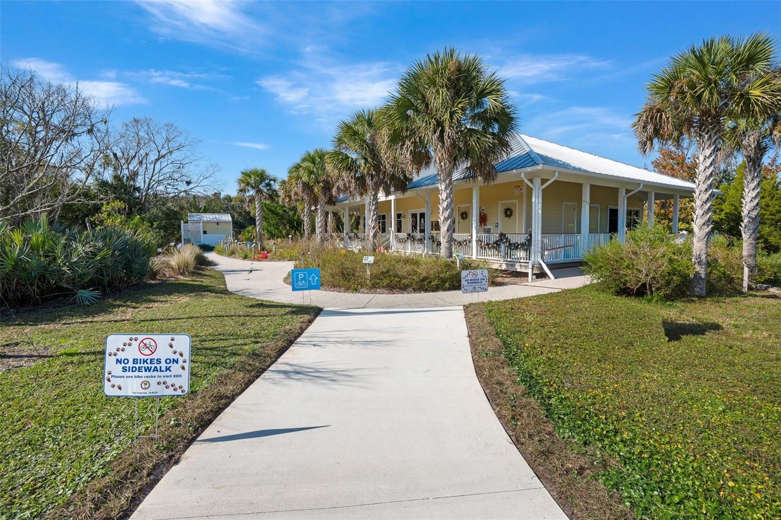 Image 48 of 50 For 79 Broadmoor Circle