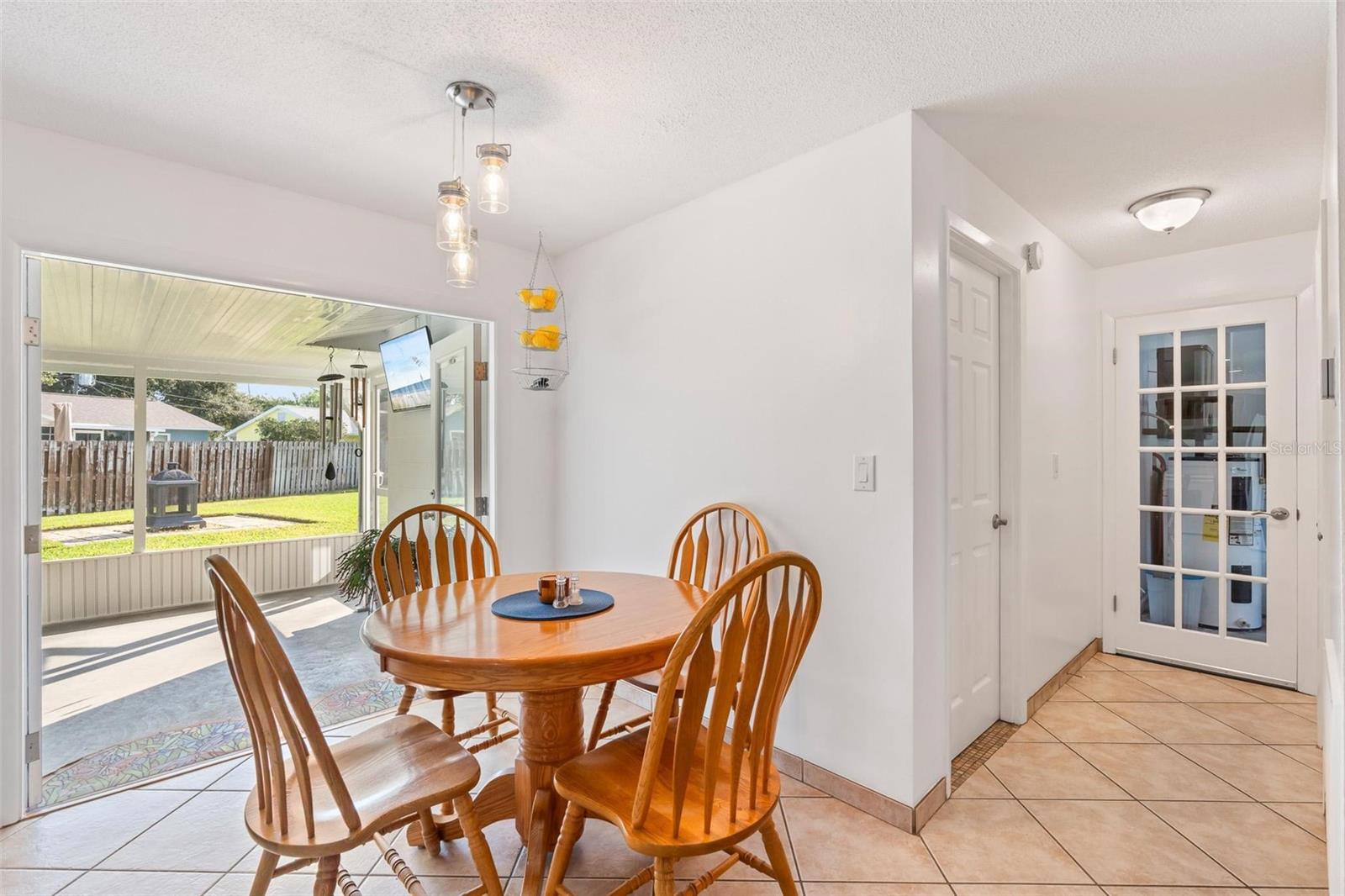 Image 7 of 50 For 79 Broadmoor Circle