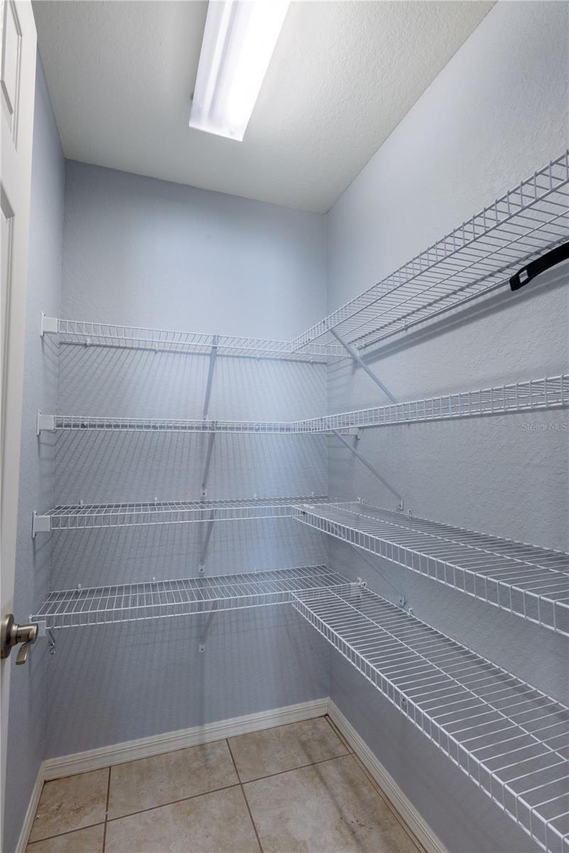 Image 17 of 37 For 721 Swallowtail Drive