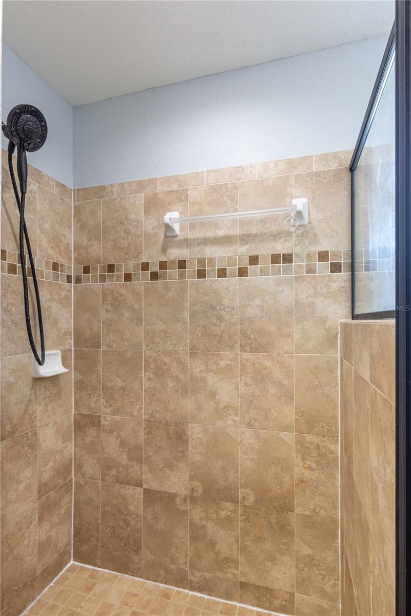 Image 32 of 37 For 721 Swallowtail Drive