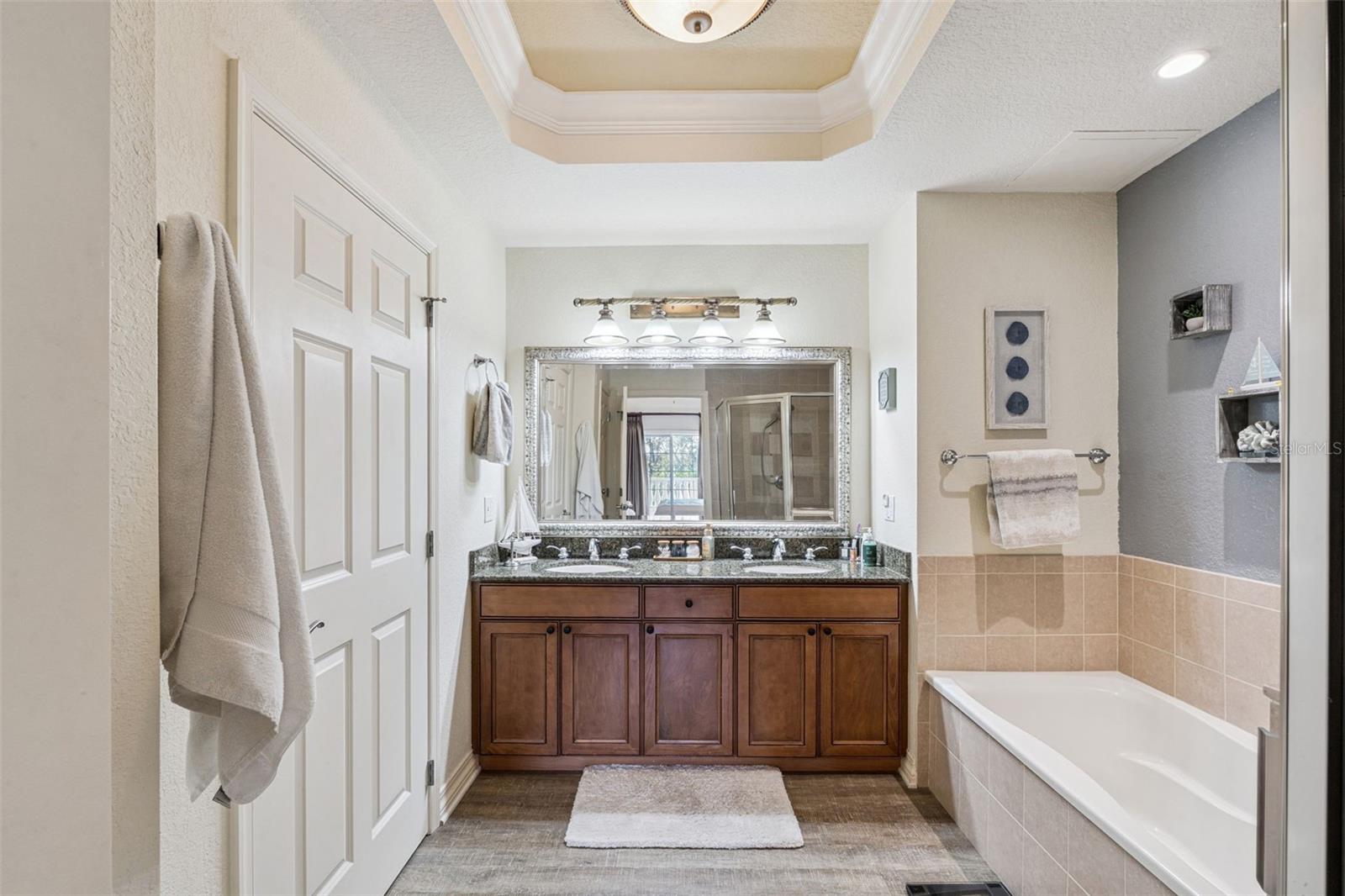 Image 27 of 57 For 7656 Whisper Way 402