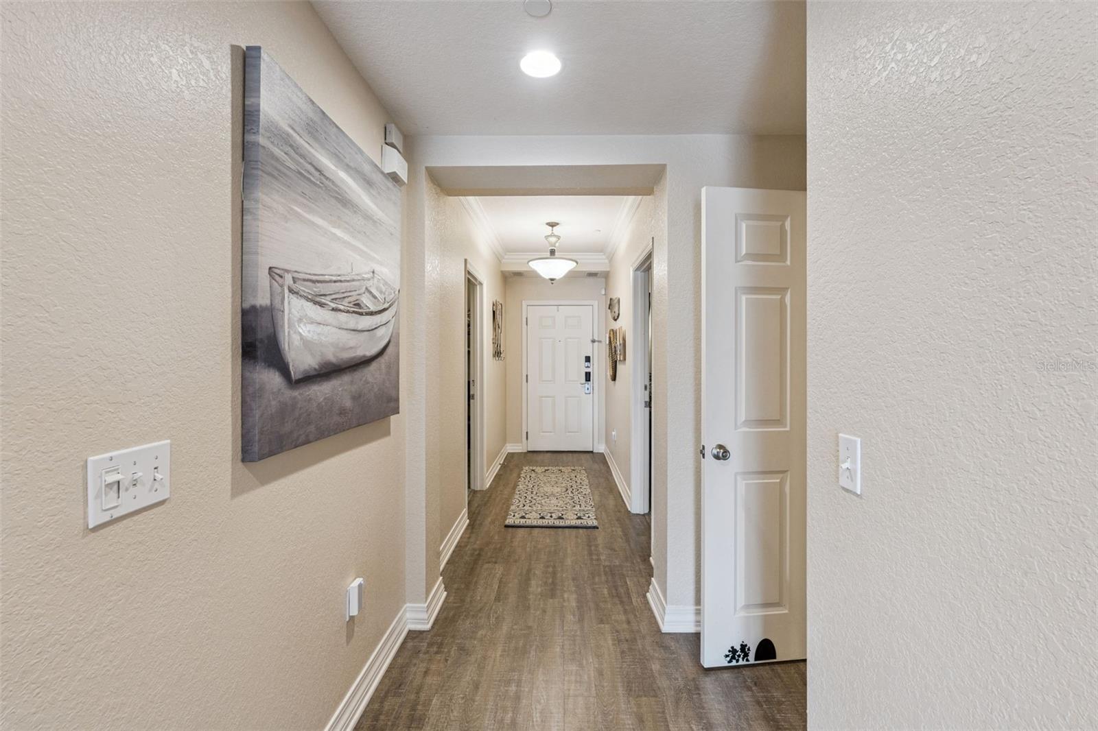 Image 4 of 57 For 7656 Whisper Way 402