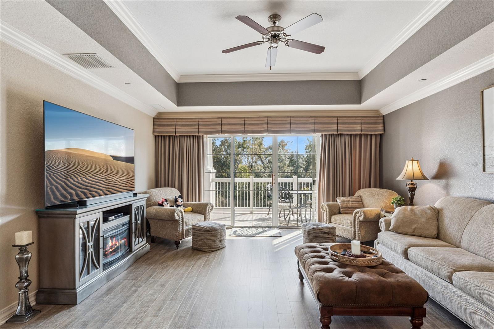 Image 9 of 57 For 7656 Whisper Way 402