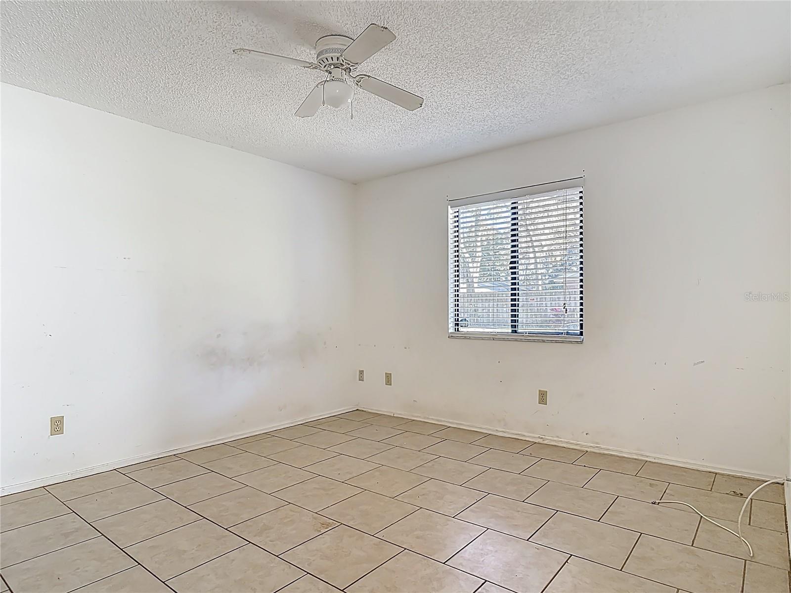 Image 12 of 35 For 1513 Heritage Lane