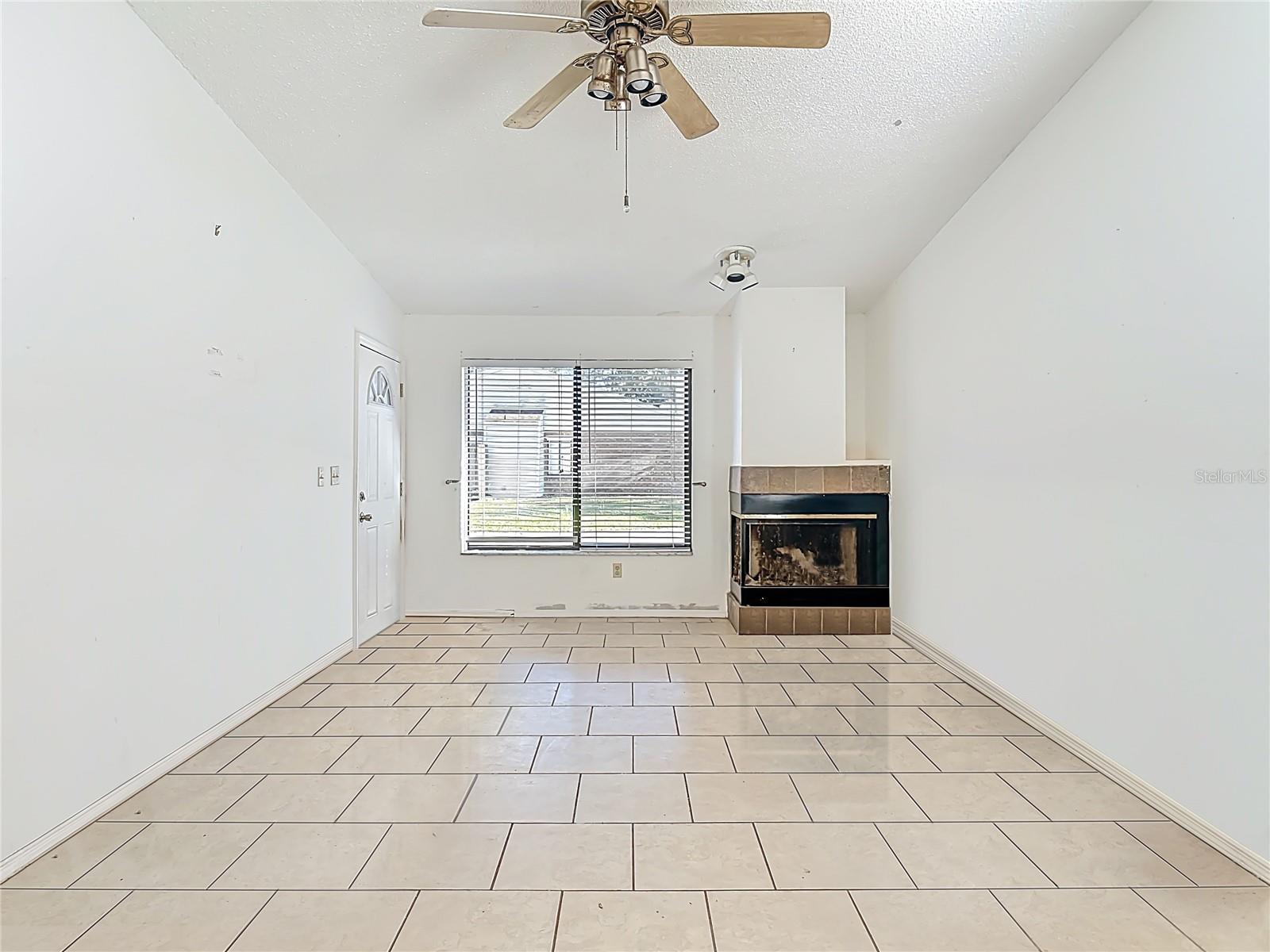 Image 5 of 35 For 1513 Heritage Lane