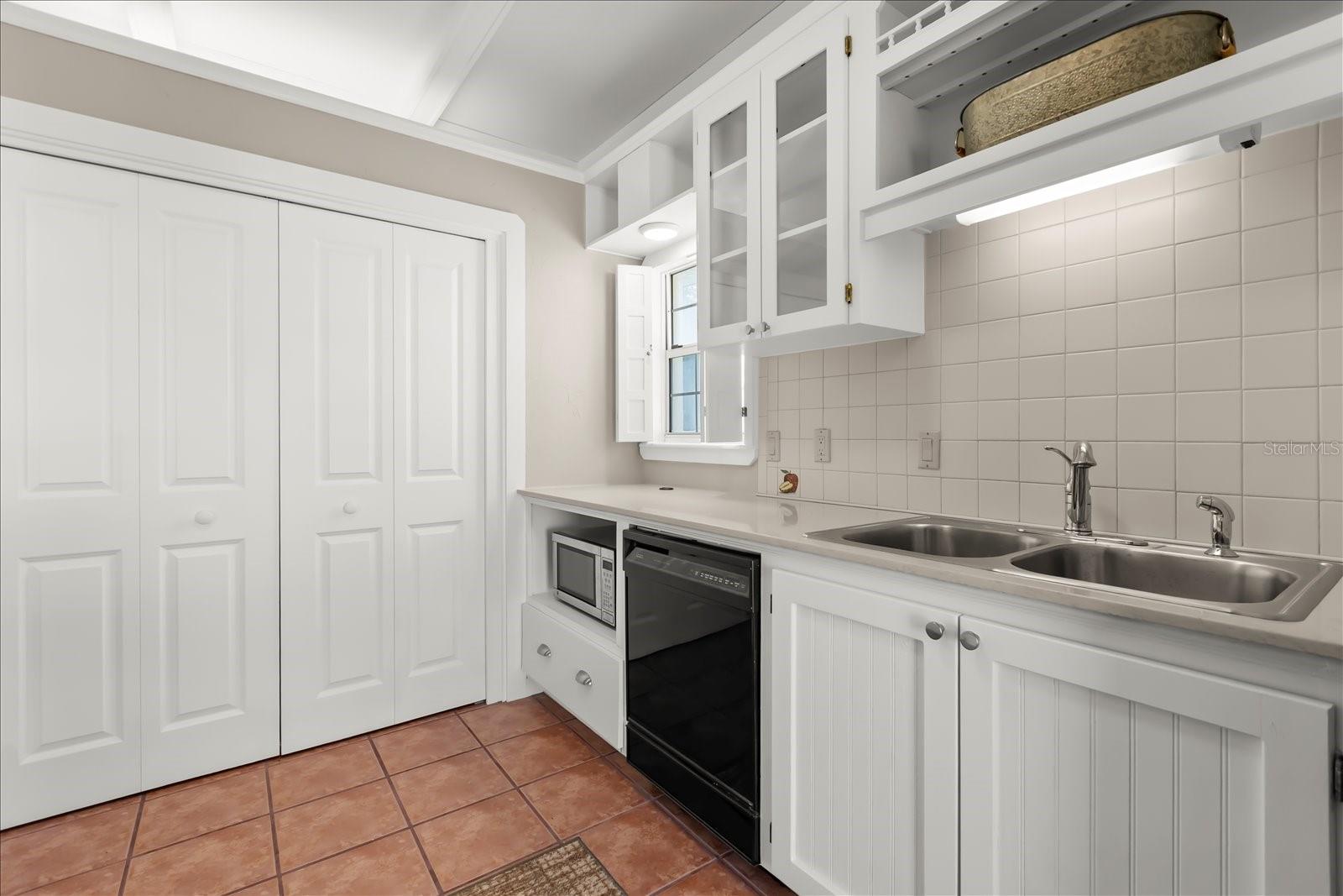 Image 13 of 35 For 2632 Golfridge Lane