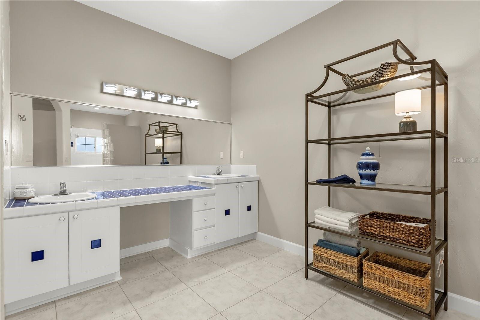 Image 16 of 35 For 2632 Golfridge Lane