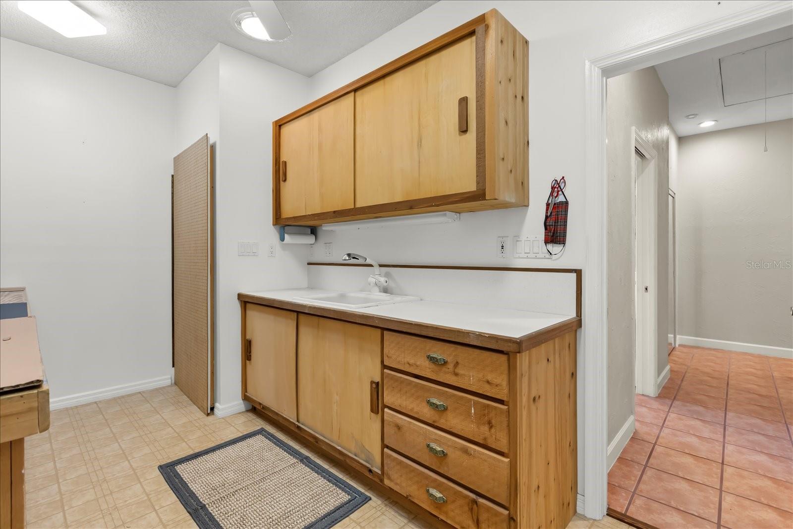 Image 27 of 35 For 2632 Golfridge Lane