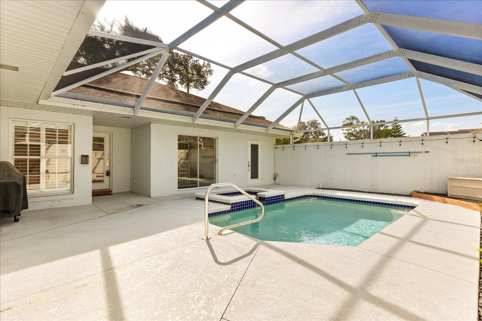 Image 4 of 35 For 2632 Golfridge Lane