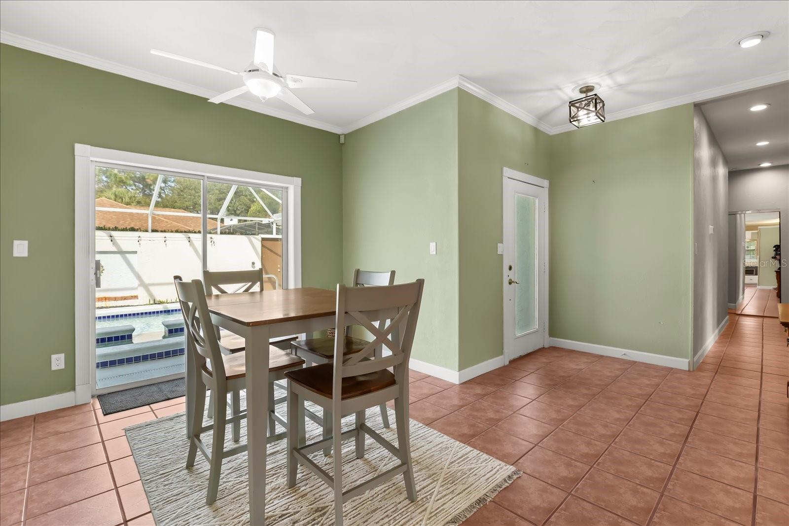 Image 8 of 35 For 2632 Golfridge Lane