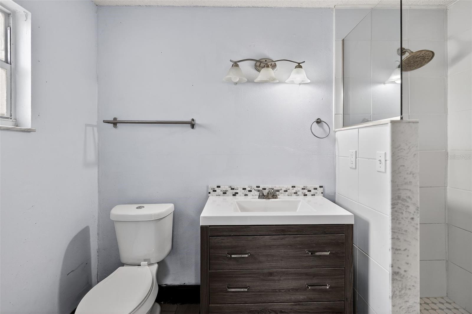 Image 20 of 25 For 4534 Lemans Drive