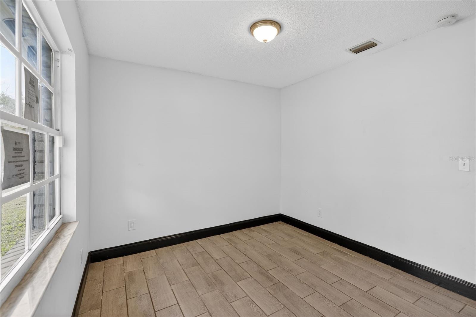 Image 8 of 25 For 4534 Lemans Drive