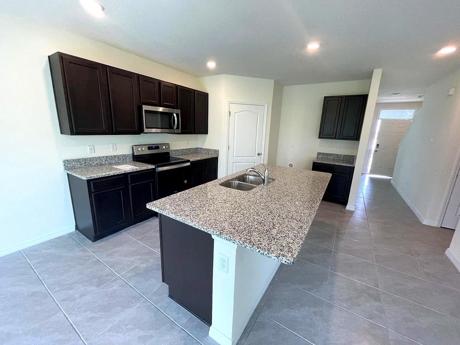 Image 12 of 53 For 2030 Maple Ridge Drive