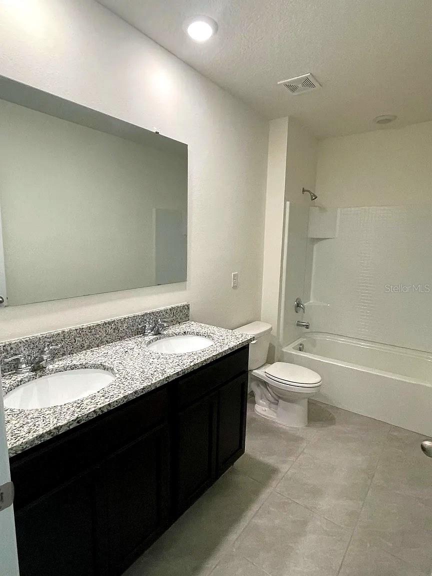 Image 13 of 53 For 2030 Maple Ridge Drive