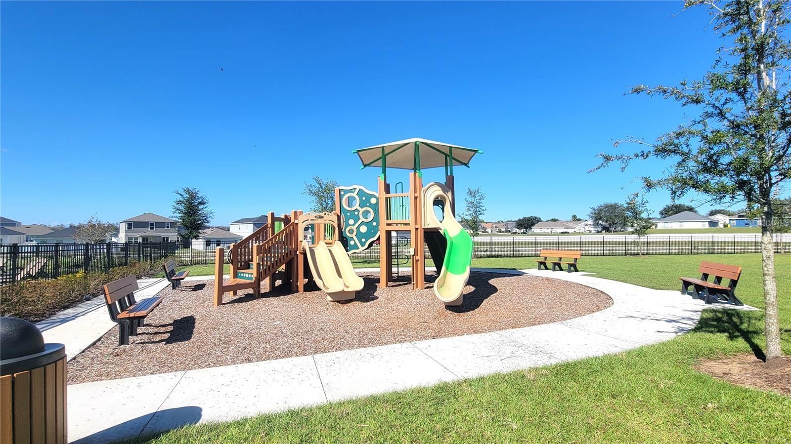 Image 15 of 17 For 1500 Mirabella Circle