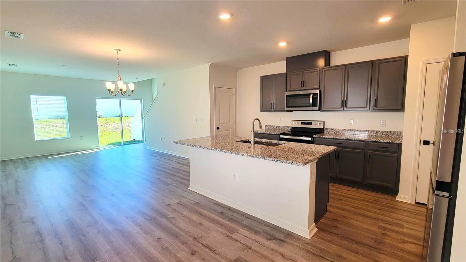 Image 6 of 17 For 1500 Mirabella Circle