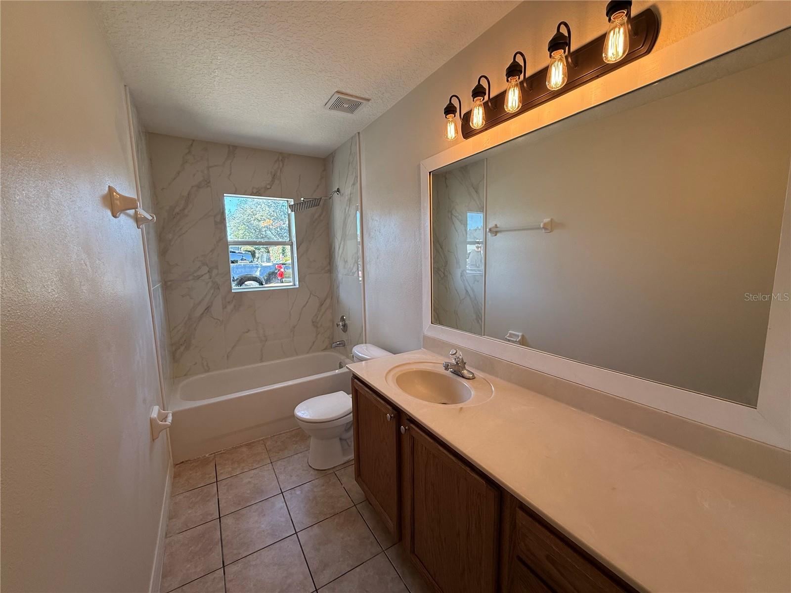 Image 8 of 13 For 729 Squirrel Court