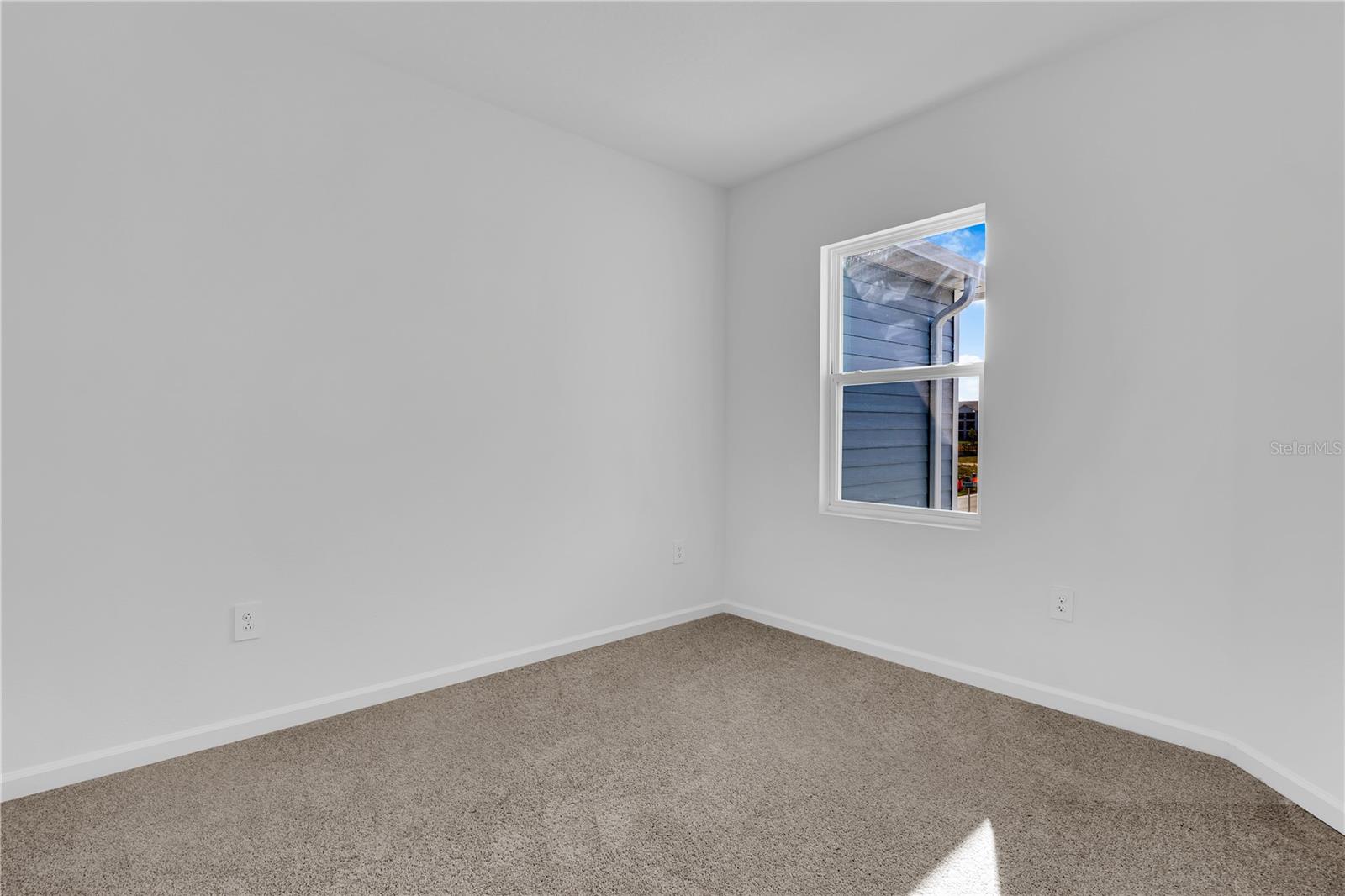 Image 18 of 30 For 2827 Maloof Drive