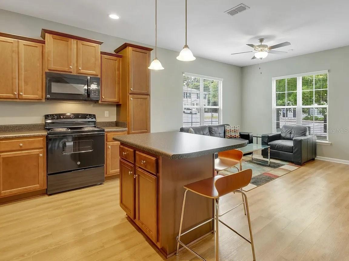 Image 6 of 14 For 3660 Tyson Green Way 707