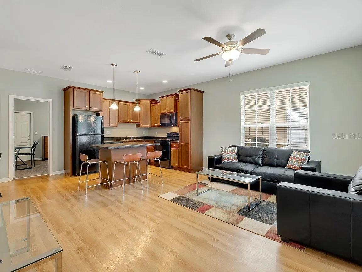 Image 7 of 14 For 3660 Tyson Green Way 707